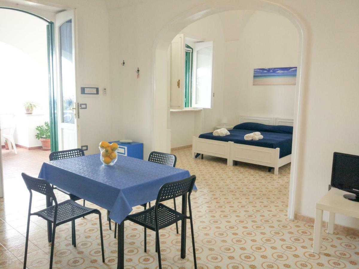 Villa Alda - Bilocali Vista Mare Santa Cesarea Terme Exteriör bild